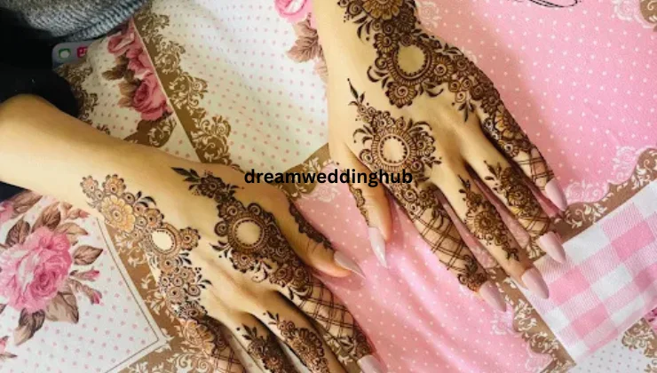 The Brown Stain Mehendi artist